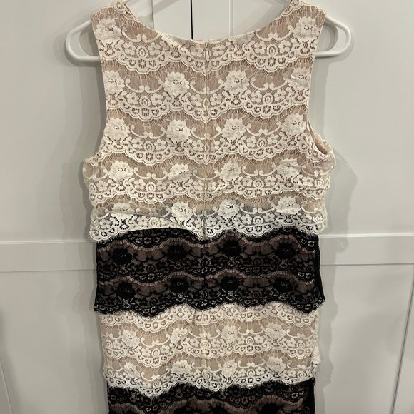 Jessica Simpson white and black lace dress - Size 2 - Picture 3 of 4